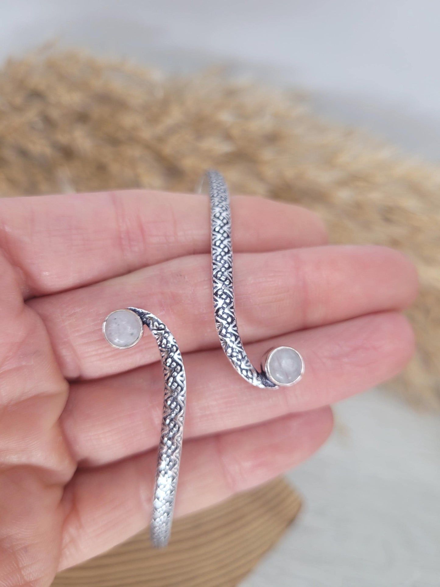 Silver moonstone arm bracelet / Upper arm cuff / Bangle / Crystal / Silver jewellery / Cute gift / Unique / Healing