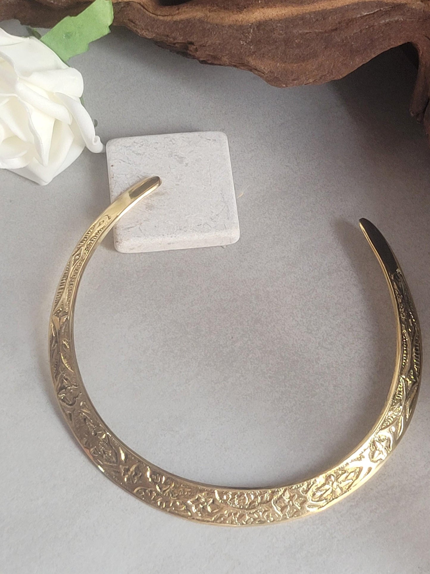 Brass choker necklace: Statement jewelry/ Gift for her