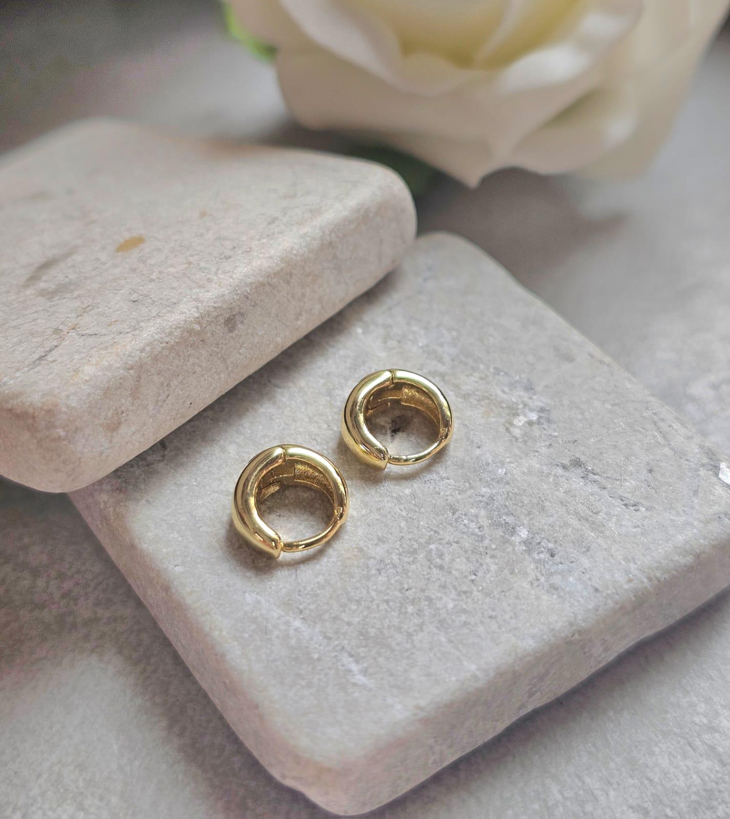 10mm Gold Huggie Hoop Earrings | 18K Gold Plated Small Hoops | Minimal Everyday Earrings | Dainty Waterproof Jewellery Gift for Her