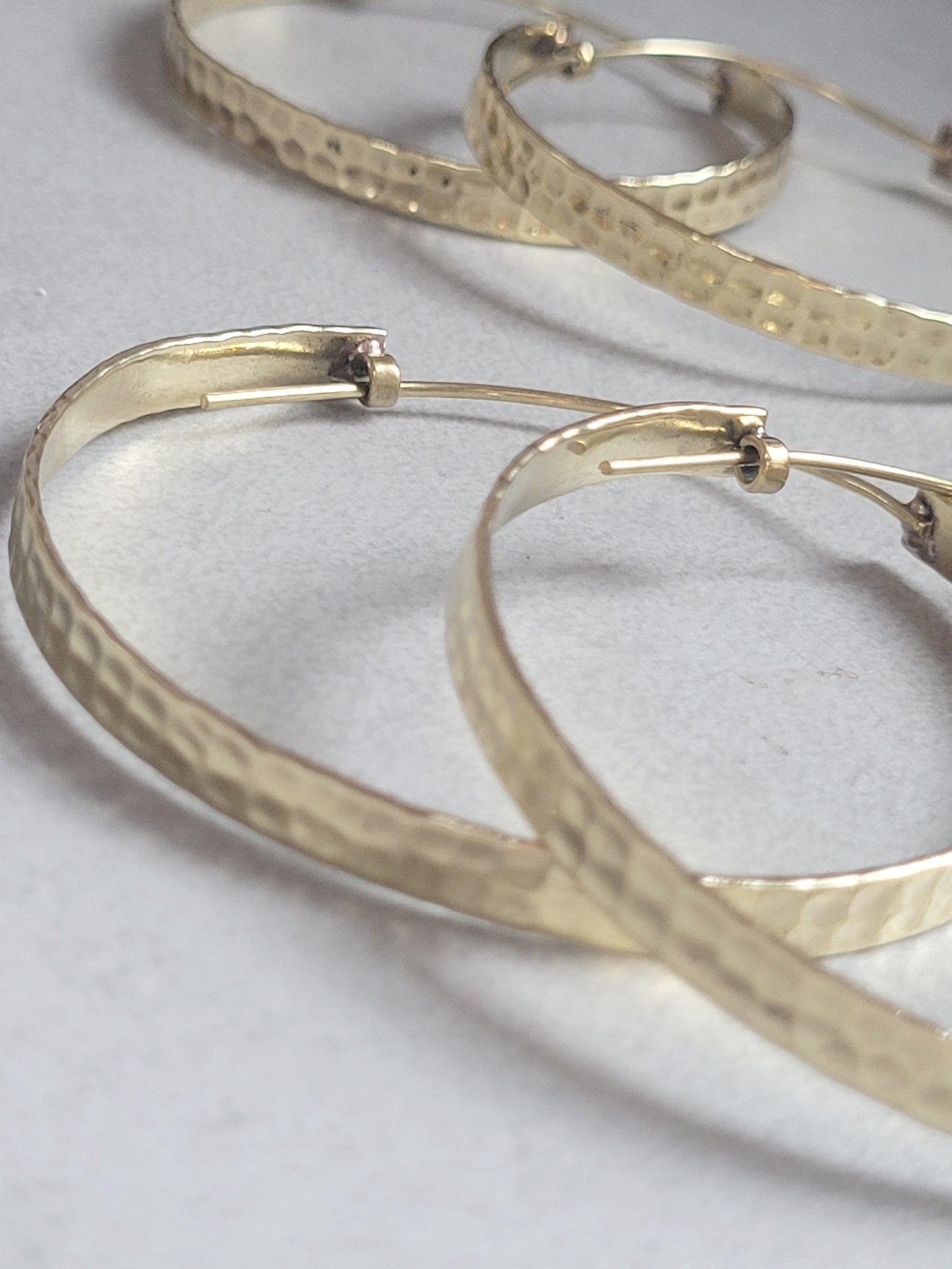 Brass hammered hoops / Hoop earrings / Small hoops / Large hoops / Hippie / Unique / Hoops / Gold / Golden jewellery / Boho