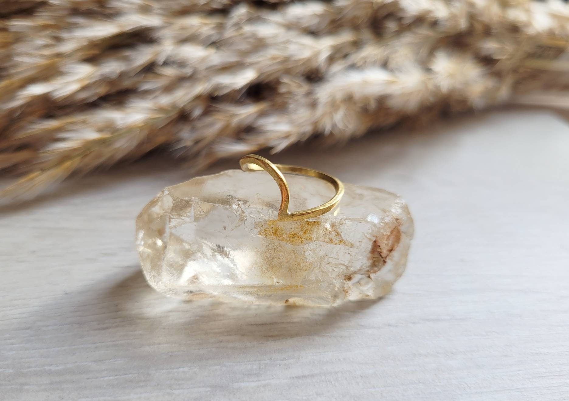 Wave ring / Golden ring / Jewellery / sea Jewellery / Small gift / her gift / Minimal / Minimalist / Free delivery