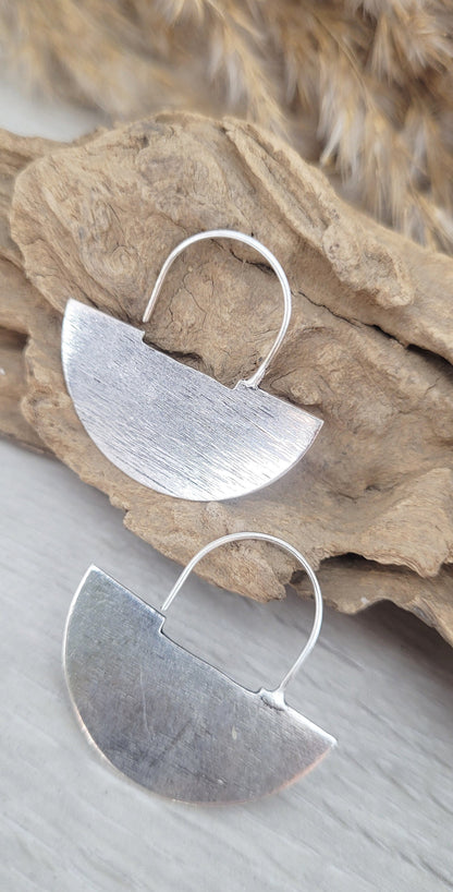 Silver hammered earrings / Handmade / Detailed earrings / Unique / Gift / Ethnic / Bohemian