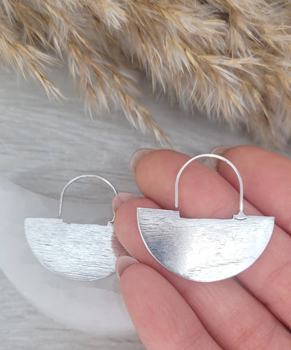 Silver hammered earrings / Handmade / Detailed earrings / Unique / Gift / Ethnic / Bohemian