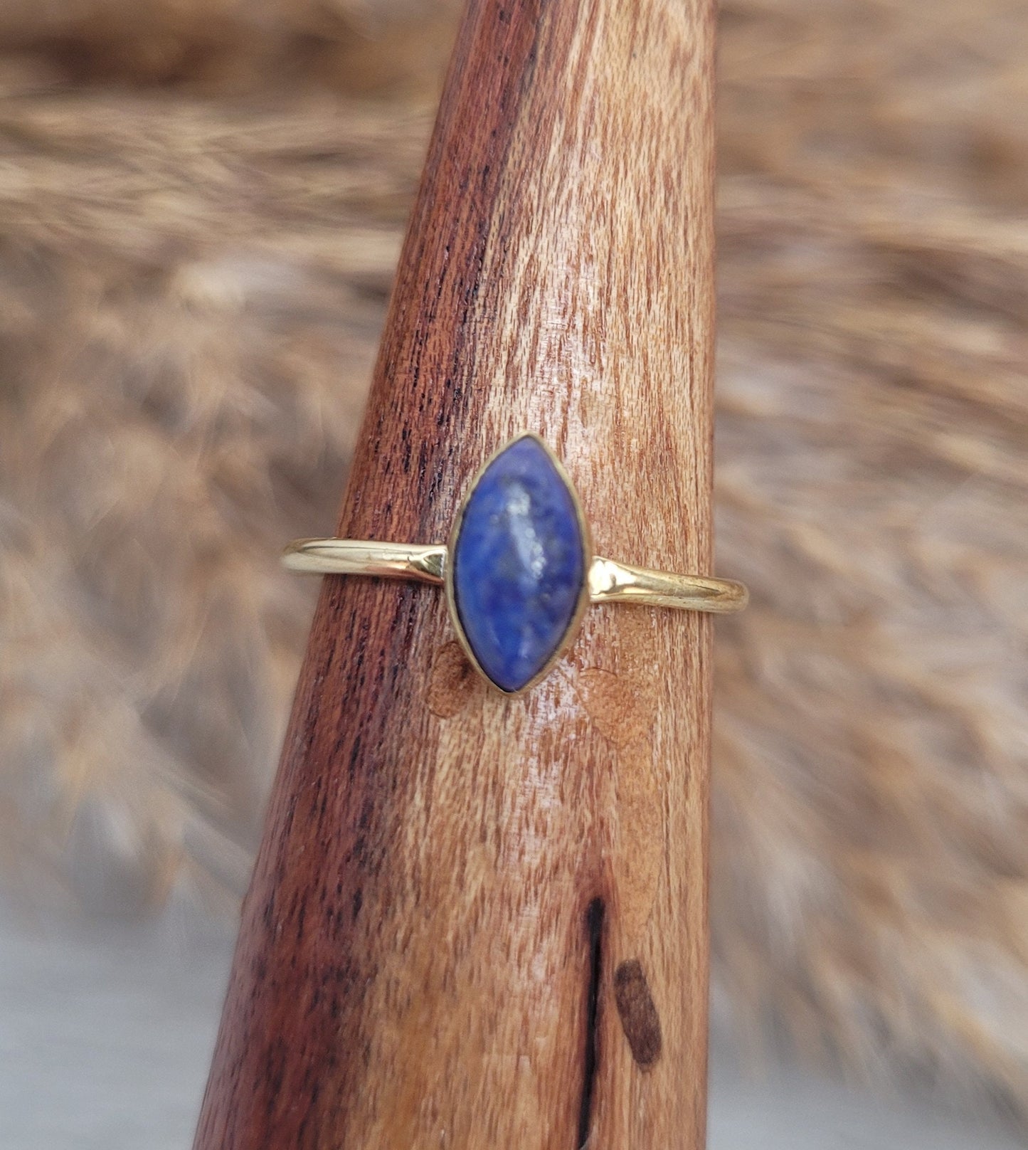Gold minimalist ring / Lapislazuli jewellery / / Boho / Bohemian / Ethnic / Pretty / Hippie