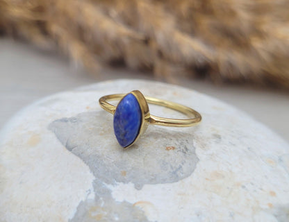 Gold minimalist ring / Lapislazuli jewellery / / Boho / Bohemian / Ethnic / Pretty / Hippie