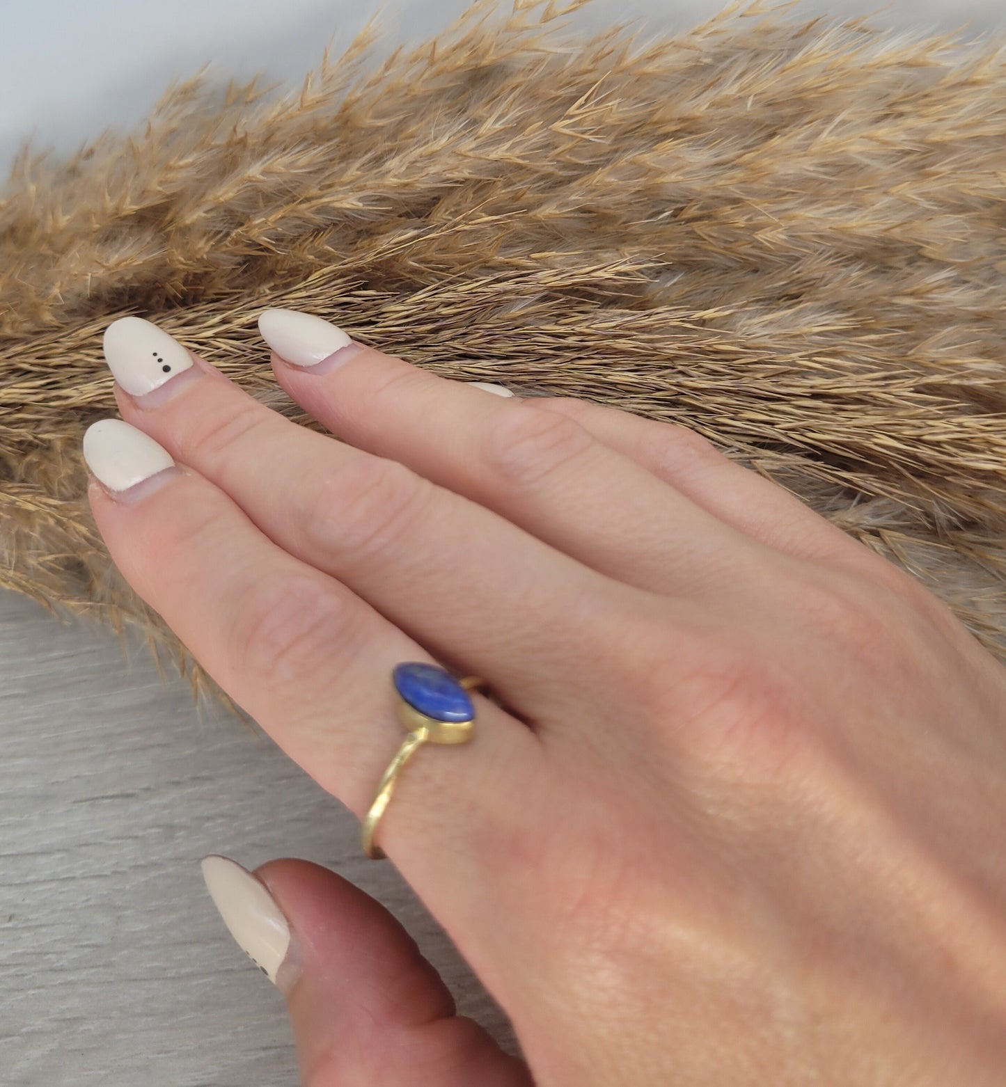 Gold minimalist ring / Lapislazuli jewellery / / Boho / Bohemian / Ethnic / Pretty / Hippie