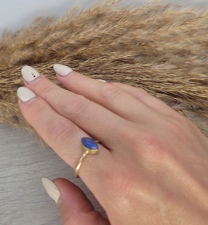 Gold minimalist ring / Lapislazuli jewellery / / Boho / Bohemian / Ethnic / Pretty / Hippie