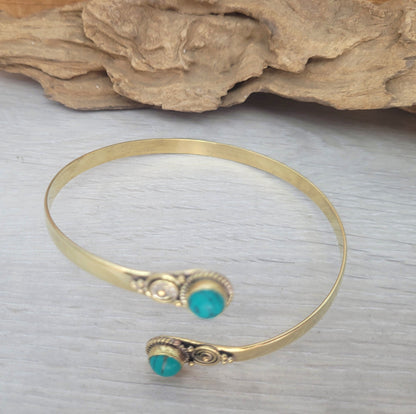 Brass arm bracelet with Turquoise stone / Gold bracelet / Hippie / Healing / Jewellery / Unique Gift / Adjustable