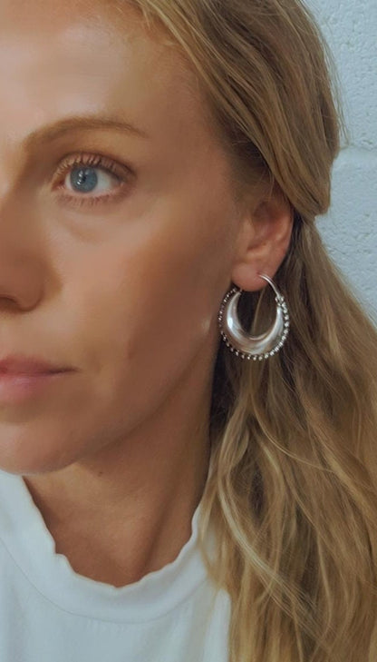 Silver chunky lightweight hoops / Small hoops / Large earrings / Gypsy / Bohemian / Boho / Ethnic hoops