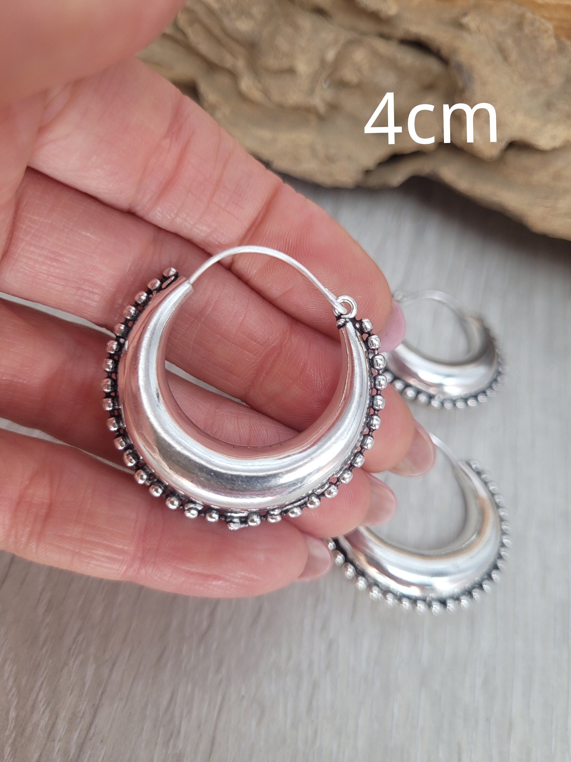 Silver chunky lightweight hoops / Small hoops / Large earrings / Gypsy / Bohemian / Boho / Ethnic hoops
