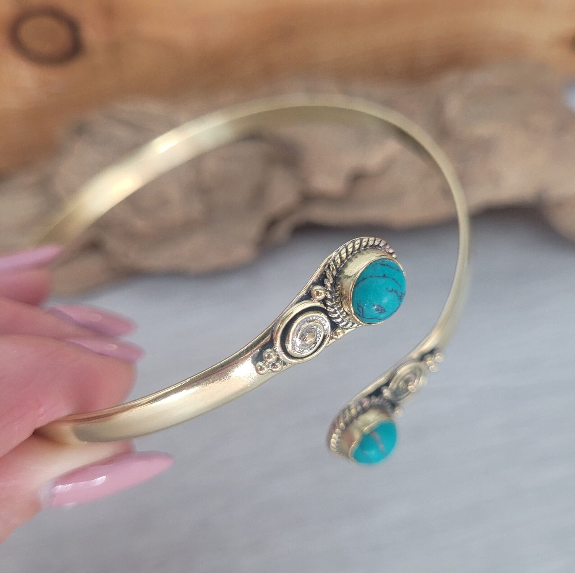 Brass arm bracelet with Turquoise stone / Gold bracelet / Hippie / Healing / Jewellery / Unique Gift / Adjustable