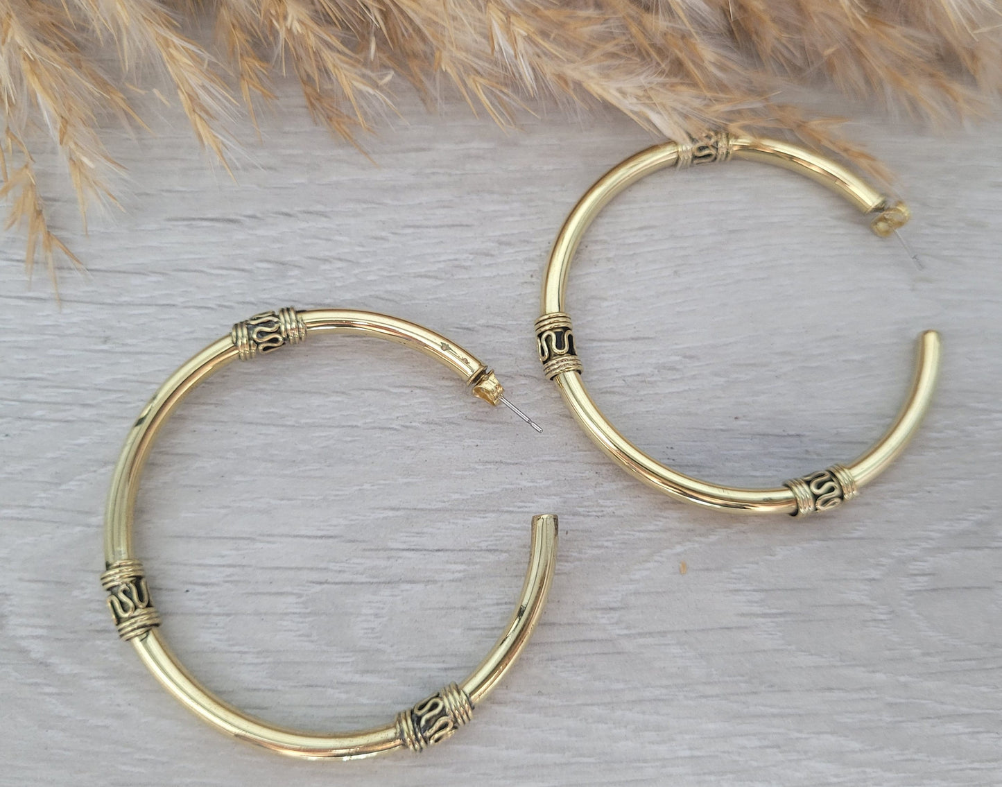 Brass bali hoops / Hoop earrings / Detailed hoops / Ethnic / Hippie / Tribal / Gold / Gypsy