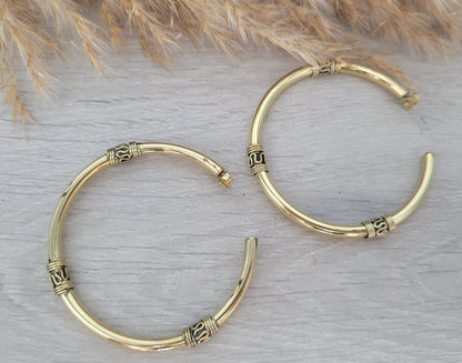 Brass bali hoops / Hoop earrings / Detailed hoops / Ethnic / Hippie / Tribal / Gold / Gypsy