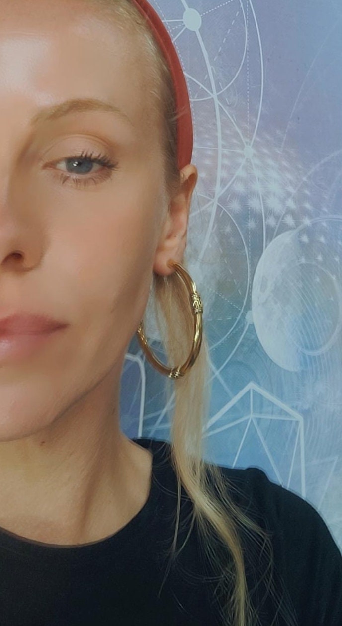 Brass bali hoops / Hoop earrings / Detailed hoops / Ethnic / Hippie / Tribal / Gold / Gypsy