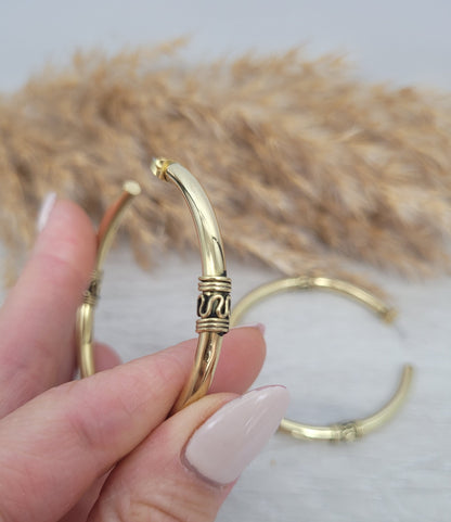 Brass bali hoops / Hoop earrings / Detailed hoops / Ethnic / Hippie / Tribal / Gold / Gypsy