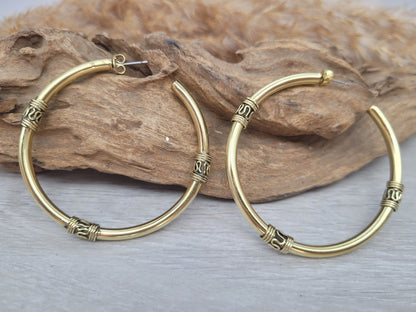 Brass bali hoops / Hoop earrings / Detailed hoops / Ethnic / Hippie / Tribal / Gold / Gypsy