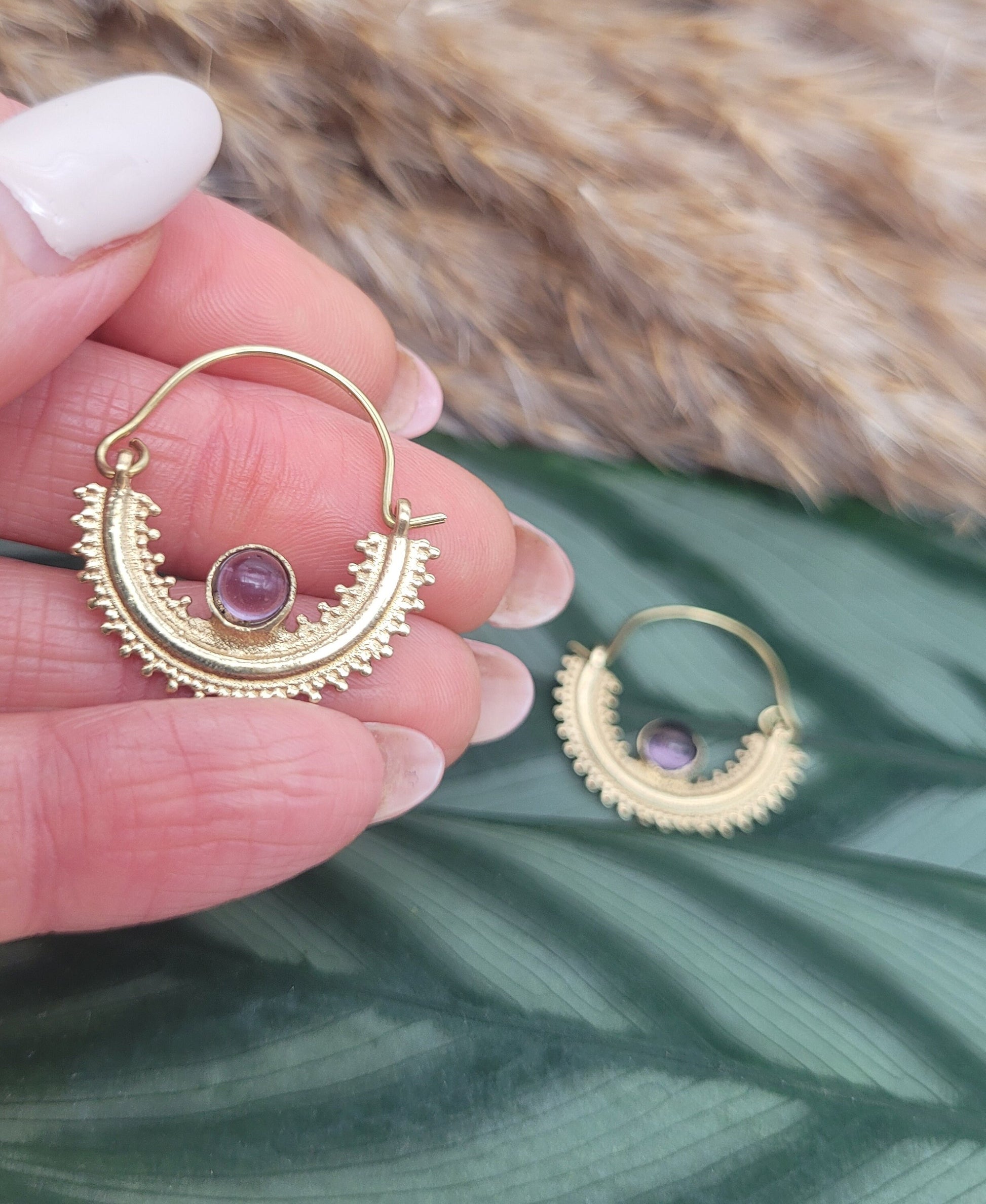 Brass small hoops / Amethyst / Detailed hoops Earring / Bohemian jewellery / Boho / Minimal / Crystal earrings / Bali hoops