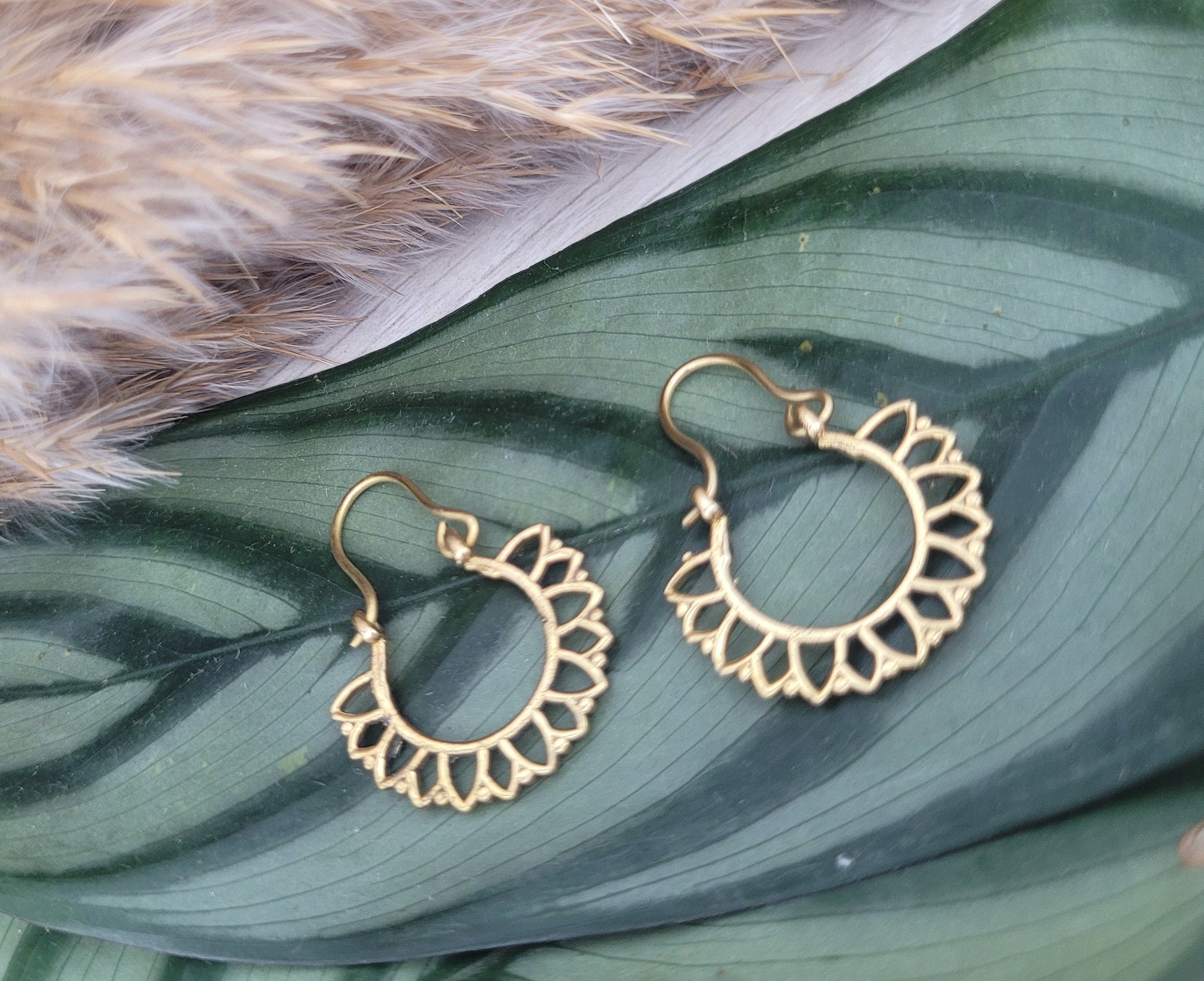 Brass bali hoops / Simple hoops / Detailed earrings / Hippie / Minimalist / Minimal / Brass / Free shipping