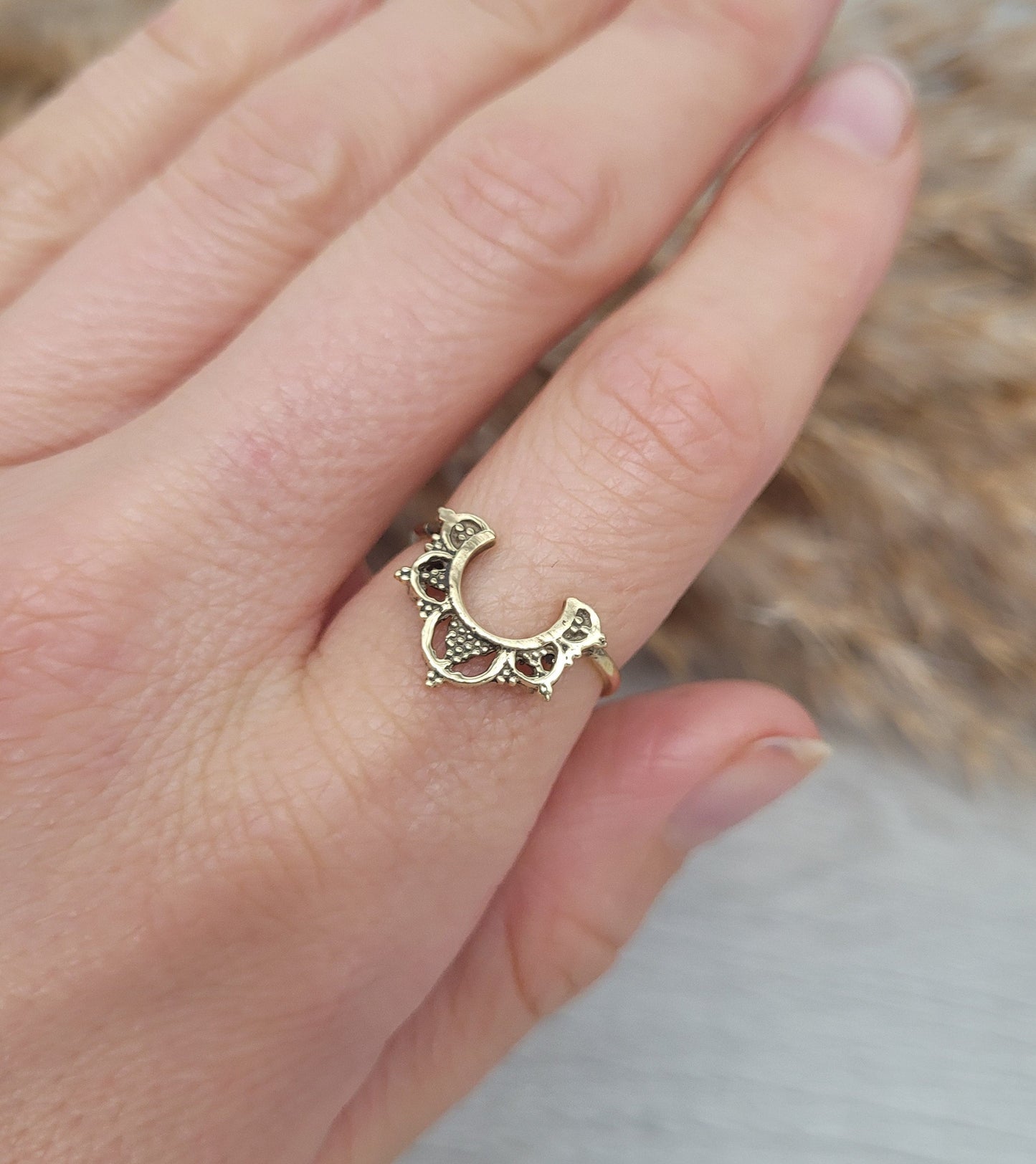 Gold mandala ring / Brass ring / Hippie / Minimal / Dainty jewellery / Gift / Mandalas / Gold ring