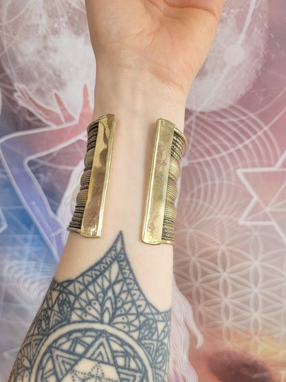 Large gold detailed cuff bracelet / Gold bracele / Cuff bracelet / Unisex bracelet / Boho / Bohemian / Cuff / Large bracelet/Ethnic / Tribal