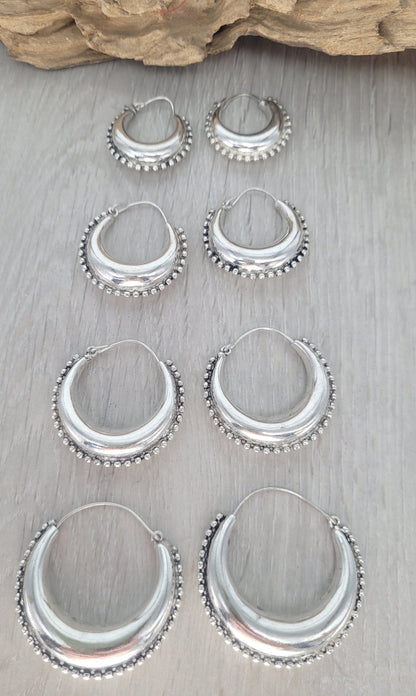Silver chunky lightweight hoops / Small hoops / Large earrings / Gypsy / Bohemian / Boho / Ethnic hoops