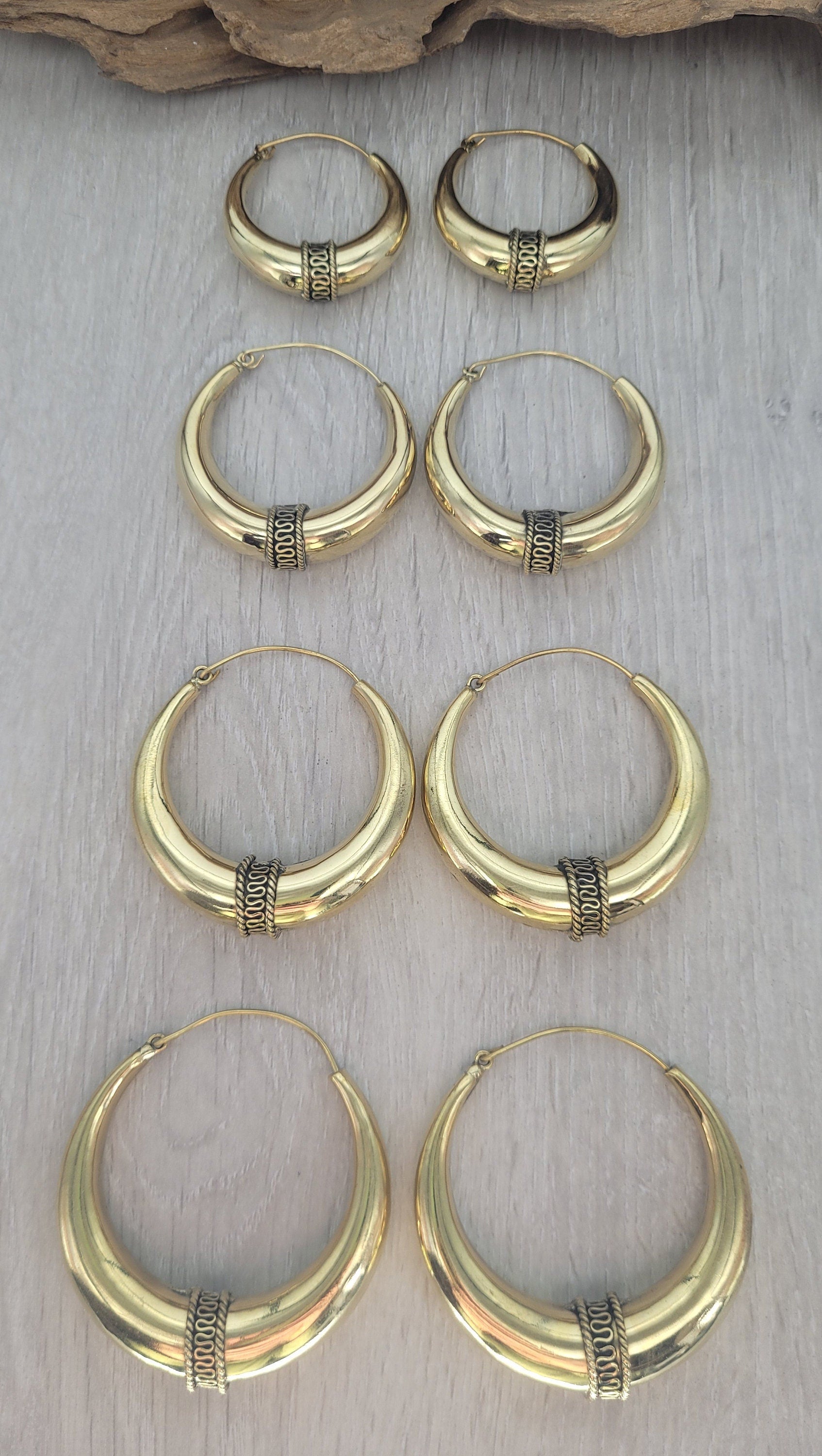 Golden hoops / Large hoops / Detailed hoops / Gypsy / Boho / Tribal / Ethnic / Golden jewellery / Bohemian / Brass hoops / Bali hoops