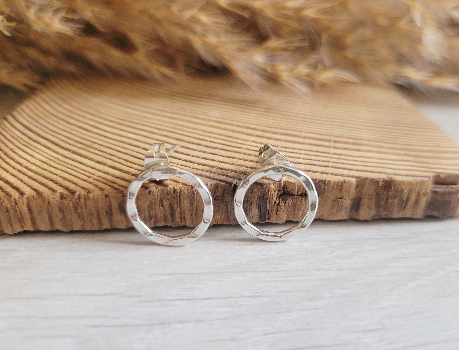 Silver small studs / Hoop studs / Hoops / Silver / Minimalist / Silver jewellery / Studs / Hammered earrings