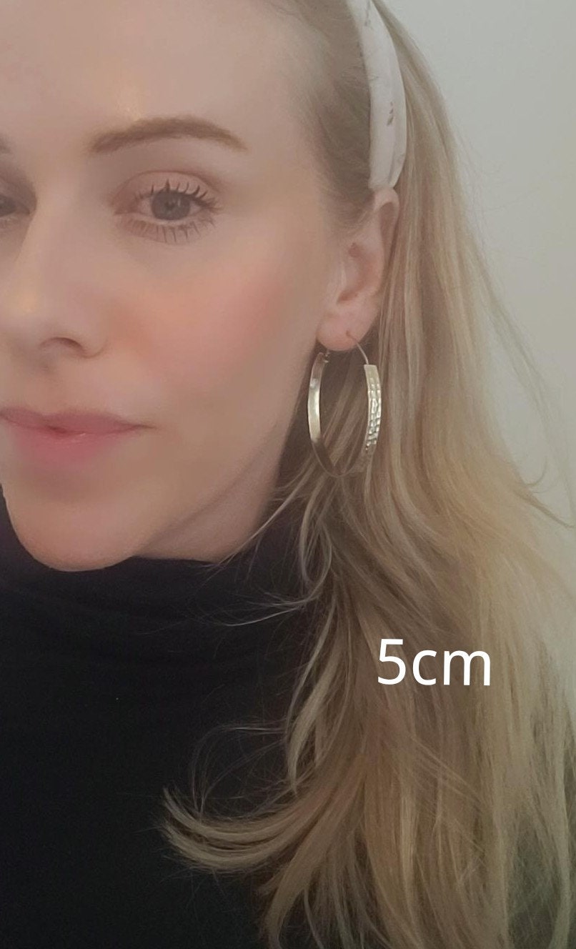 Brass hammered hoops / Hoop earrings / Small hoops / Large hoops / Hippie / Unique / Hoops / Gold / Golden jewellery / Boho