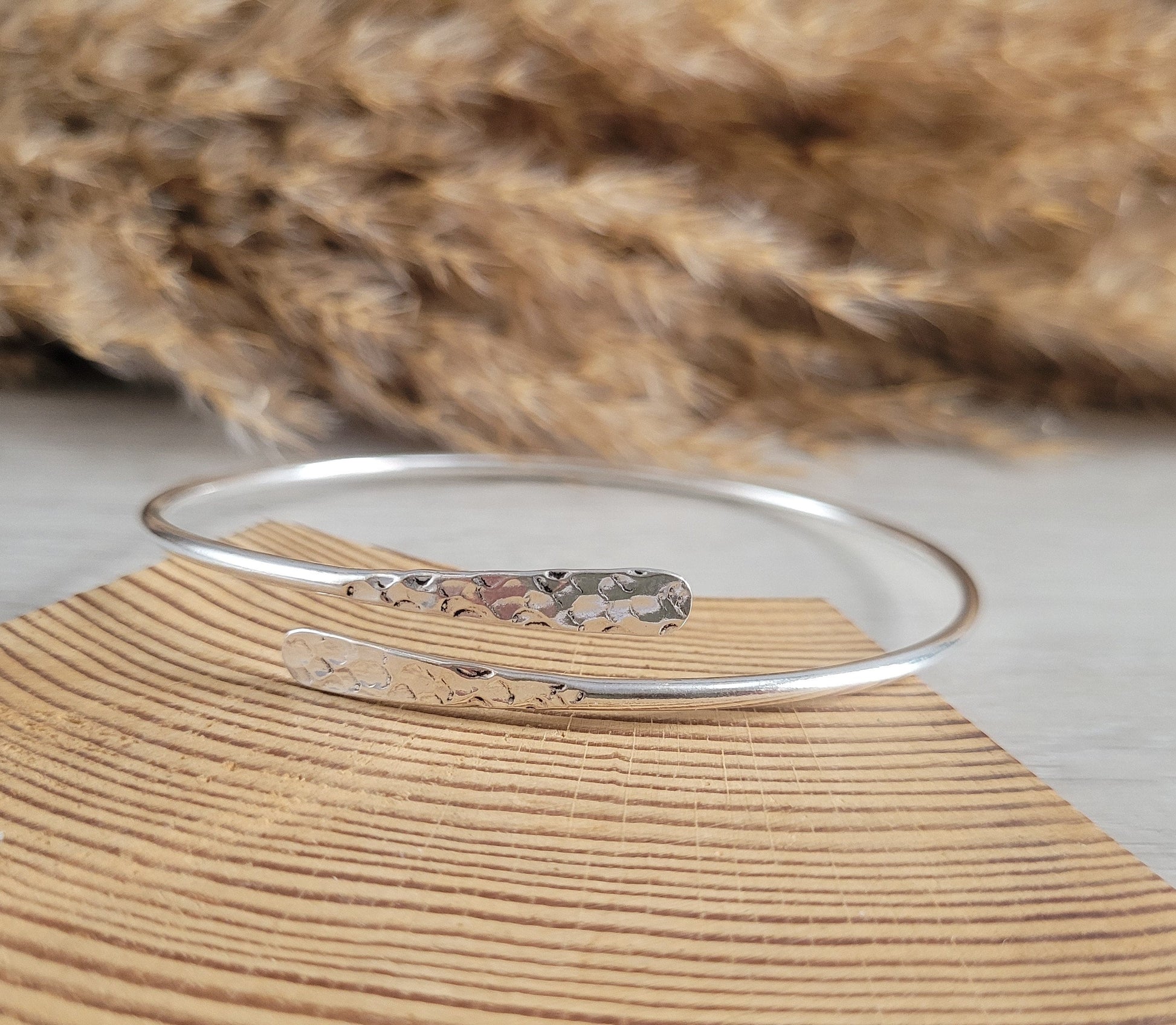 silver Upper arm bracelet / Cuff / Top arm band / Hammered jewellery / Handmade / Bohemian/ Boho / Ethnic / Unique design