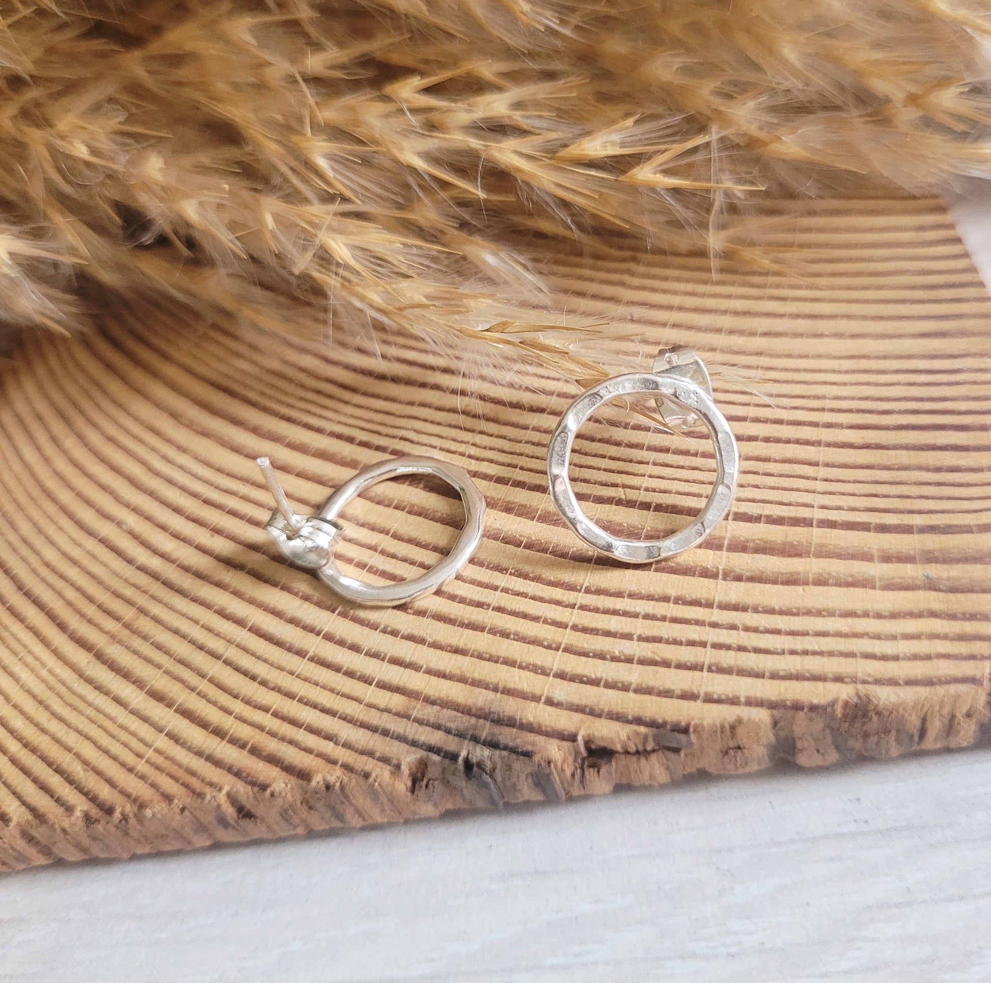 Silver small studs / Hoop studs / Hoops / Silver / Minimalist / Silver jewellery / Studs / Hammered earrings