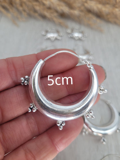 Silver chunky lightweight hoops / Small hoops / Large earrings / Gypsy / Bohemian / Boho / Ethnic hoops / Detailed / Hoops/ Unique