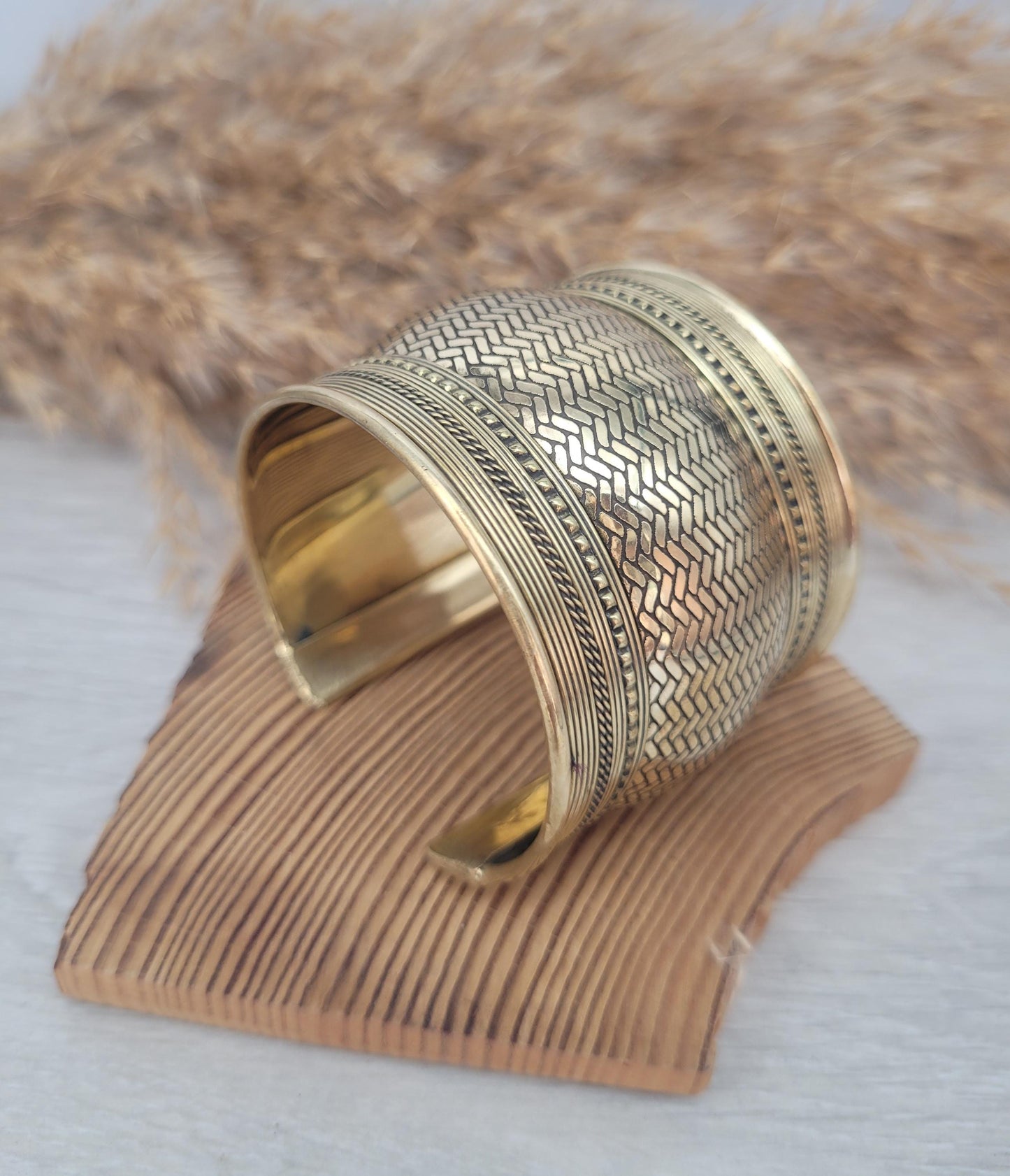 Large gold detailed cuff bracelet / Gold bracele / Cuff bracelet / Unisex bracelet / Boho / Bohemian / Cuff / Large bracelet/Ethnic / Tribal
