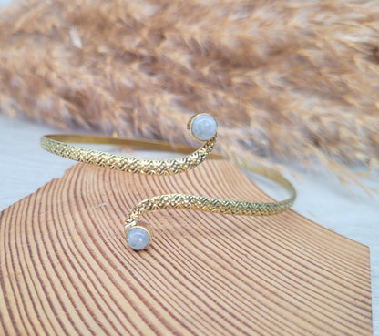 Brass moonstone arm bracelet / Arm cuff / Bangle / Crystal / Golden jewellery / Cute gift / Unique / Healing / Gold / Bracelet