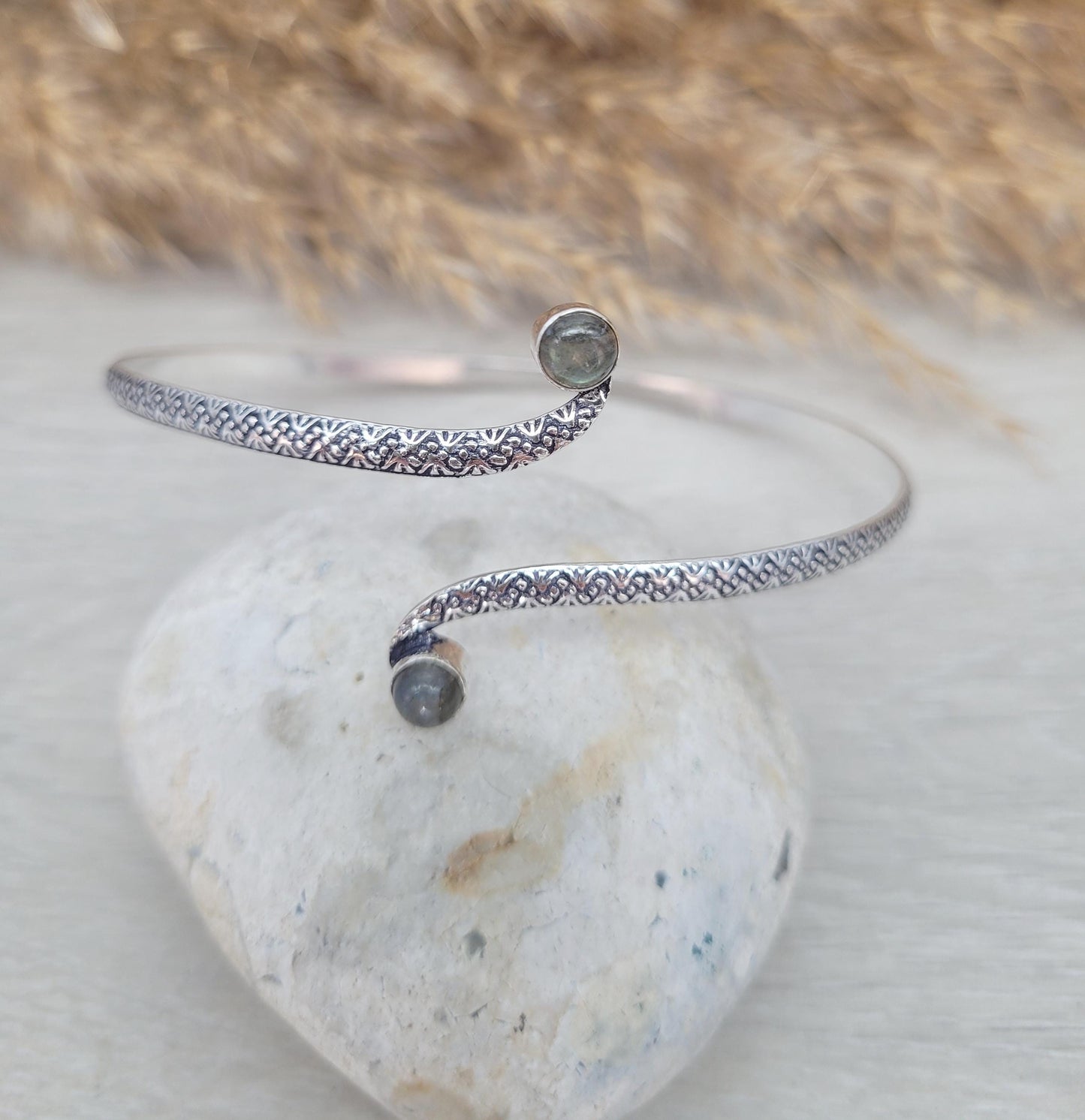 Silver labradorite arm bracelet / Arm cuff / Bangle / Crystal / Silver jewellery / Cute gift / Unique / Healing