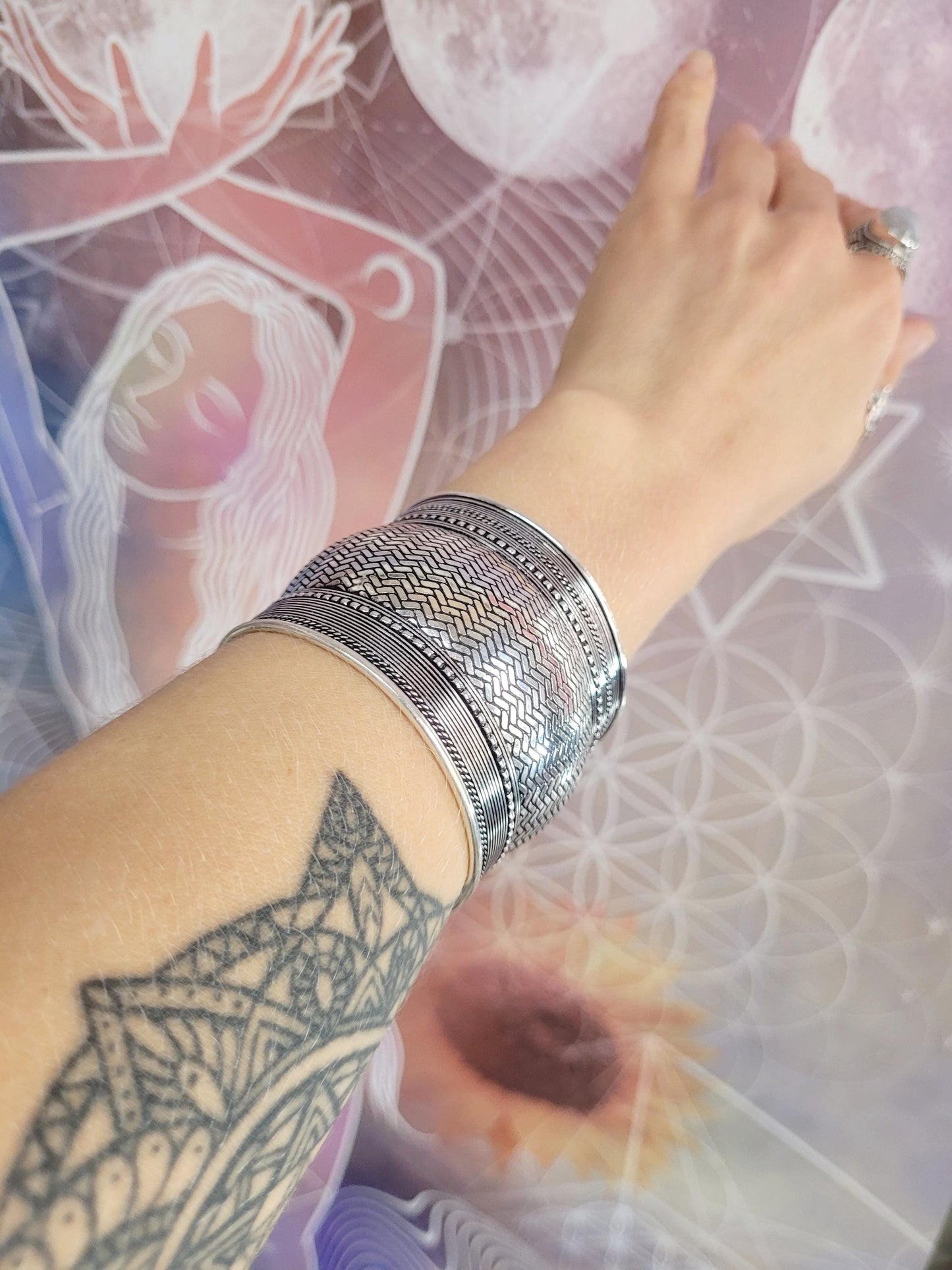 Silver cuff bracelet / Statement jewellery / Boho style / Bohemian / Gift / Hippie / Tribal / Free uk shipping / Cuff arm bracelet / Cuff