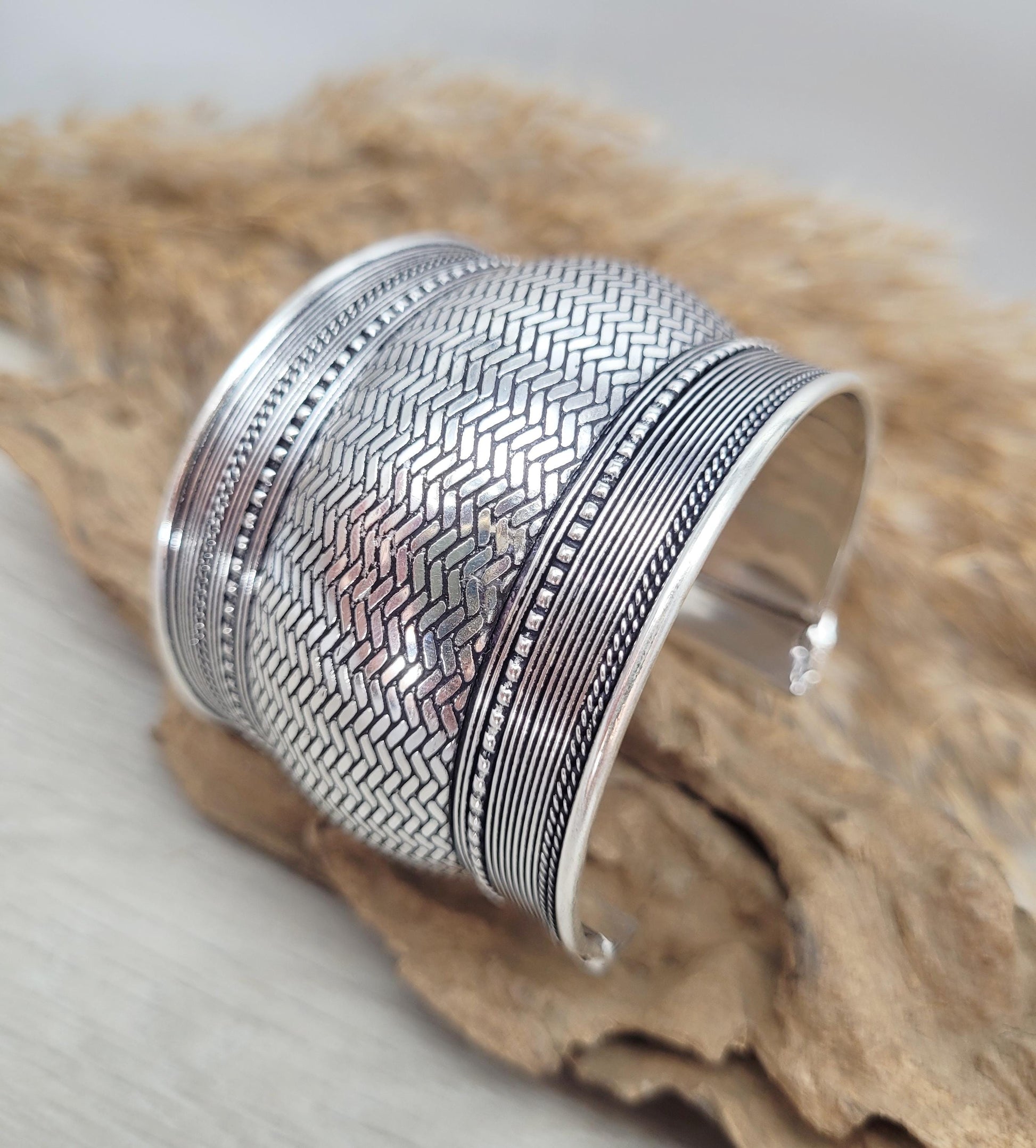 Silver cuff bracelet / Statement jewellery / Boho style / Bohemian / Gift / Hippie / Tribal / Free uk shipping / Cuff arm bracelet / Cuff