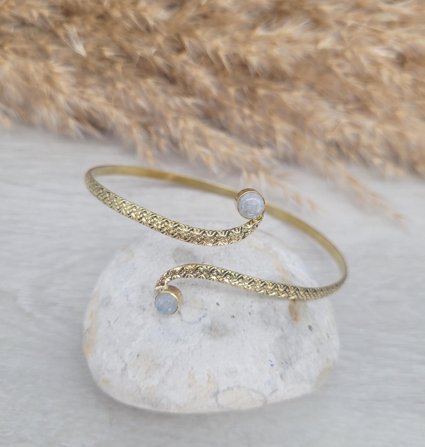 Brass moonstone arm bracelet / Arm cuff / Bangle / Crystal / Golden jewellery / Cute gift / Unique / Healing / Gold / Bracelet