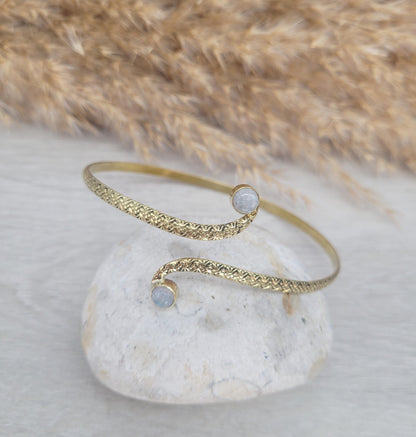 Brass moonstone arm bracelet / Arm cuff / Bangle / Crystal / Golden jewellery / Cute gift / Unique / Healing / Gold / Bracelet