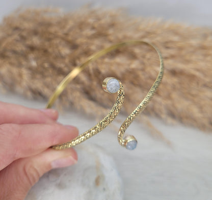 Brass moonstone arm bracelet / Arm cuff / Bangle / Crystal / Golden jewellery / Cute gift / Unique / Healing / Gold / Bracelet