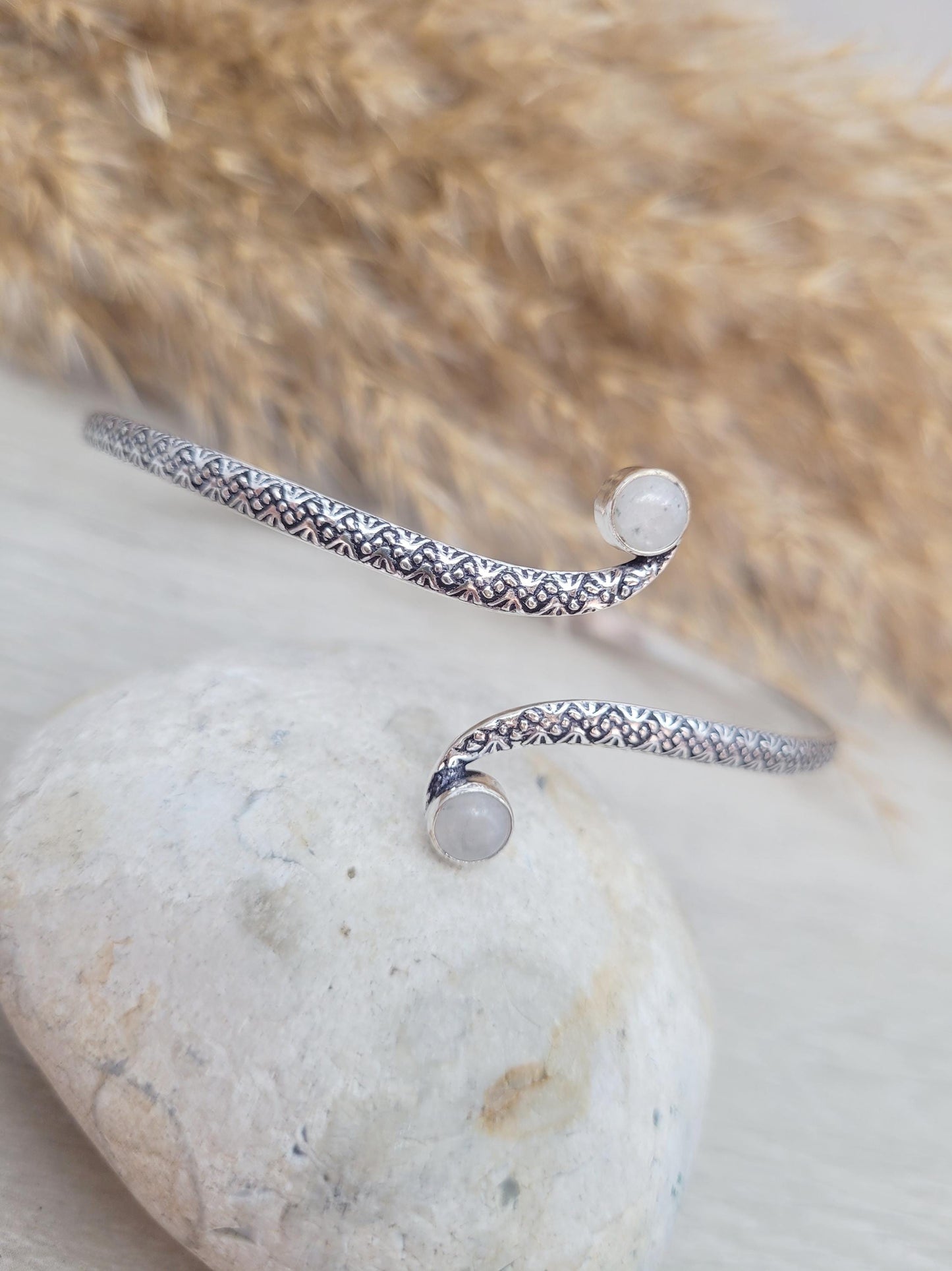 Silver moonstone arm bracelet / Upper arm cuff / Bangle / Crystal / Silver jewellery / Cute gift / Unique / Healing