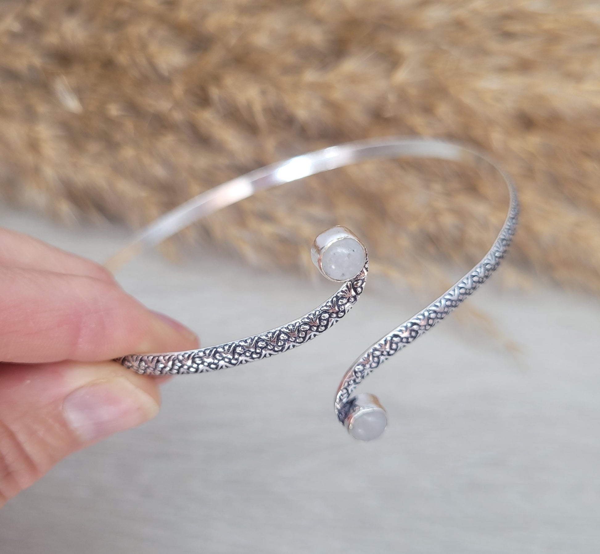 Silver moonstone arm bracelet / Upper arm cuff / Bangle / Crystal / Silver jewellery / Cute gift / Unique / Healing