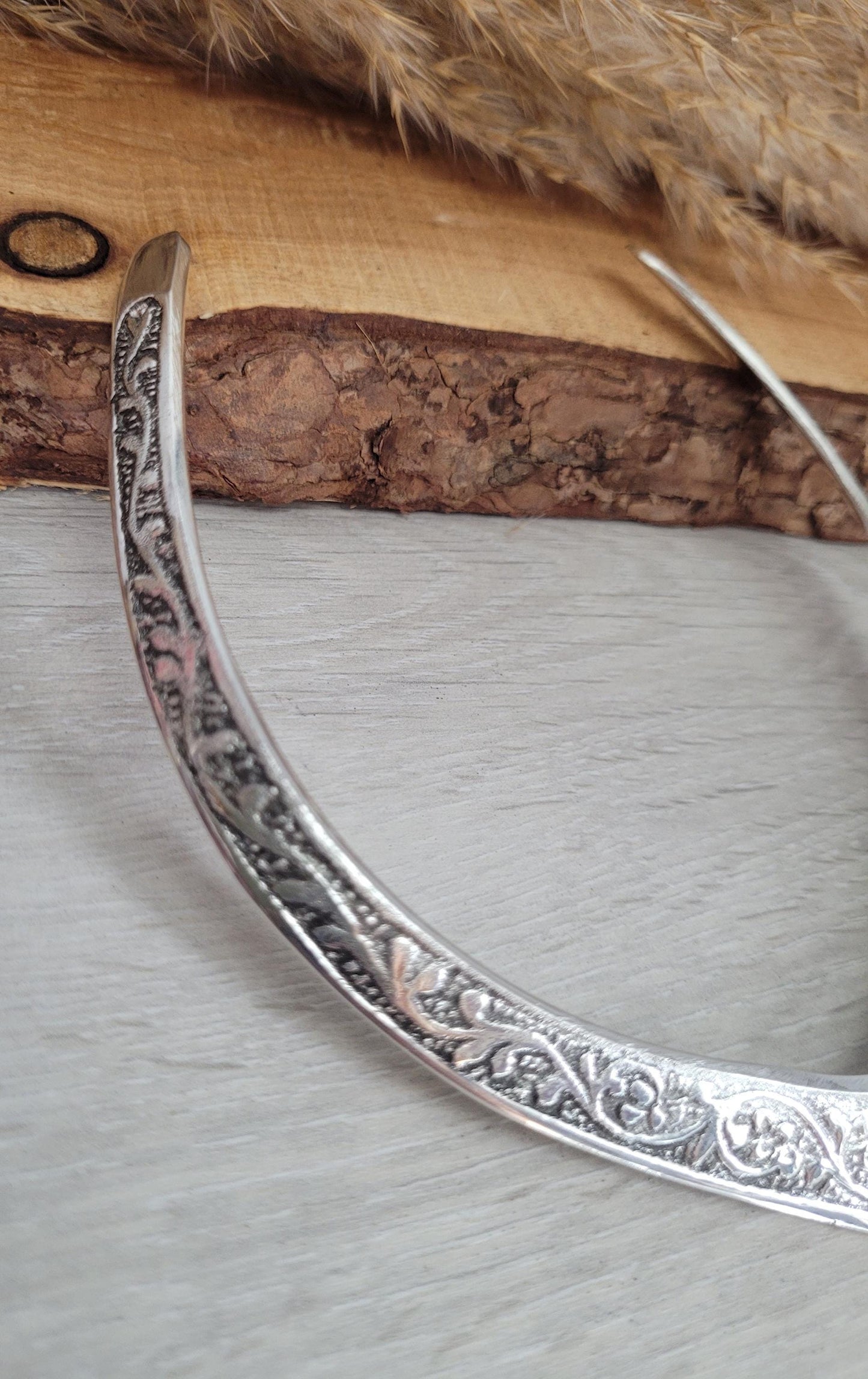 Silver choker / Sliver jewellery / Tribal / Unique design / Gift / Boho / Bohemian / Festival / Hippie / Ethnic / Flower design