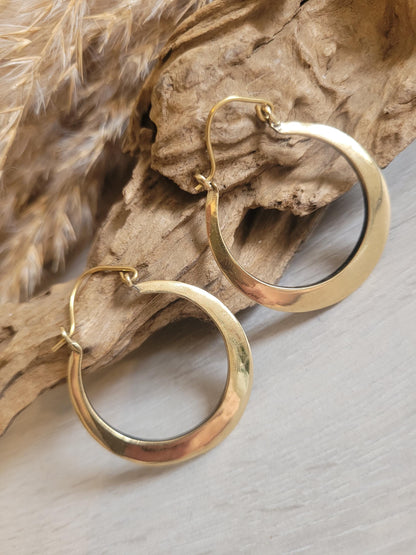 Gold hoops / hoops / Golden / Spiral / Boho / Rustic / Hammered / Bohemian / Pretty / Free shipping
