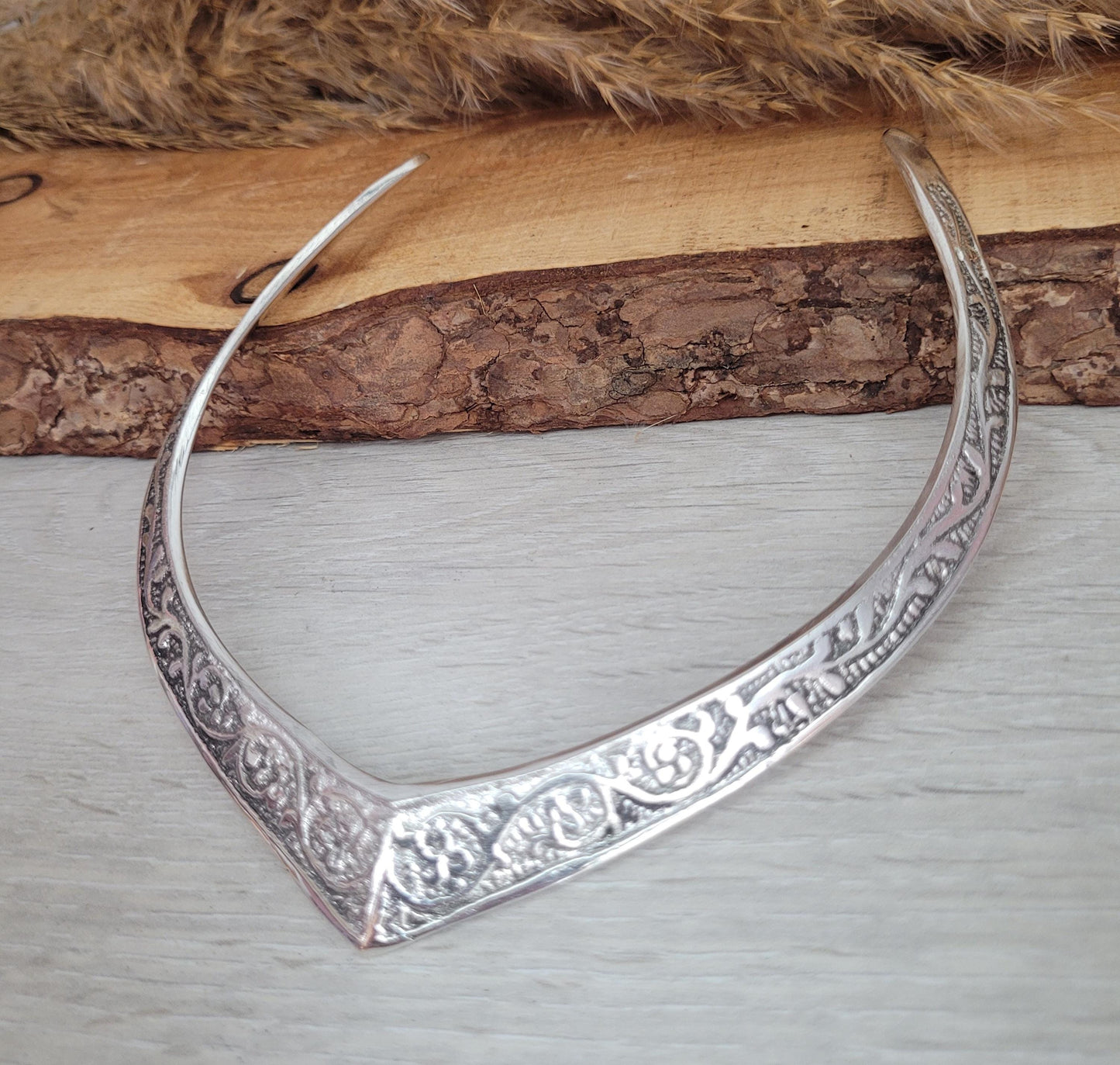 Silver choker / Sliver jewellery / Tribal / Unique design / Gift / Boho / Bohemian / Festival / Hippie / Ethnic / Flower design