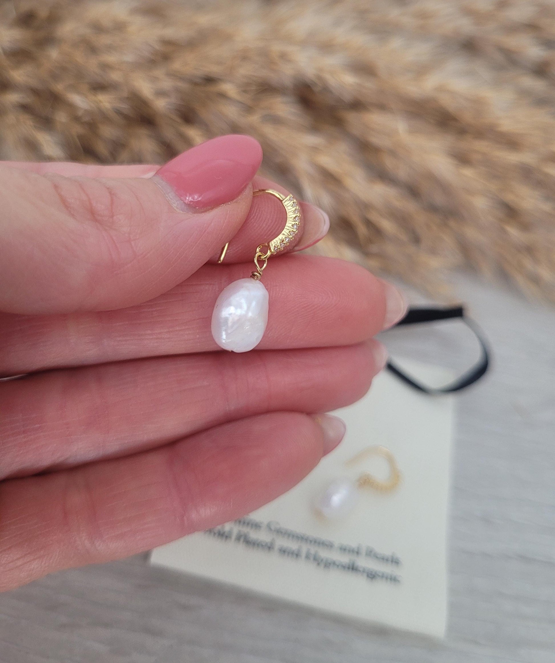 Fresh water pearl earrings / 18k gold plated / Wedding jewellery / Gift / Minimal / Pearl / Drop earrings
