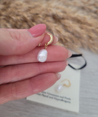 Fresh water pearl earrings / 18k gold plated / Wedding jewellery / Gift / Minimal / Pearl / Drop earrings