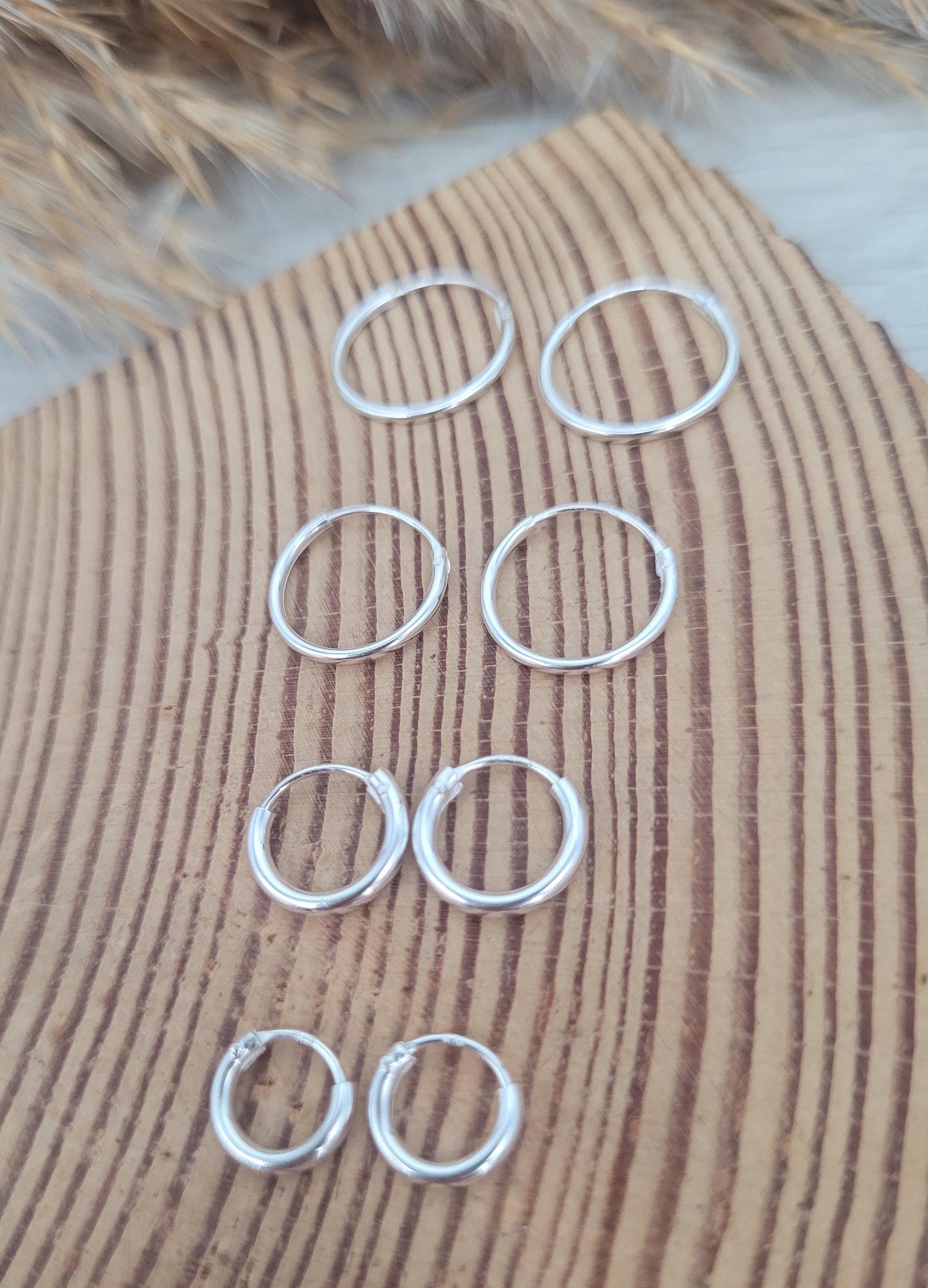 Sterling silver hoops / Small hoops / Hugges / Hoops / Small hoops / Minimalist / Simple / Gift