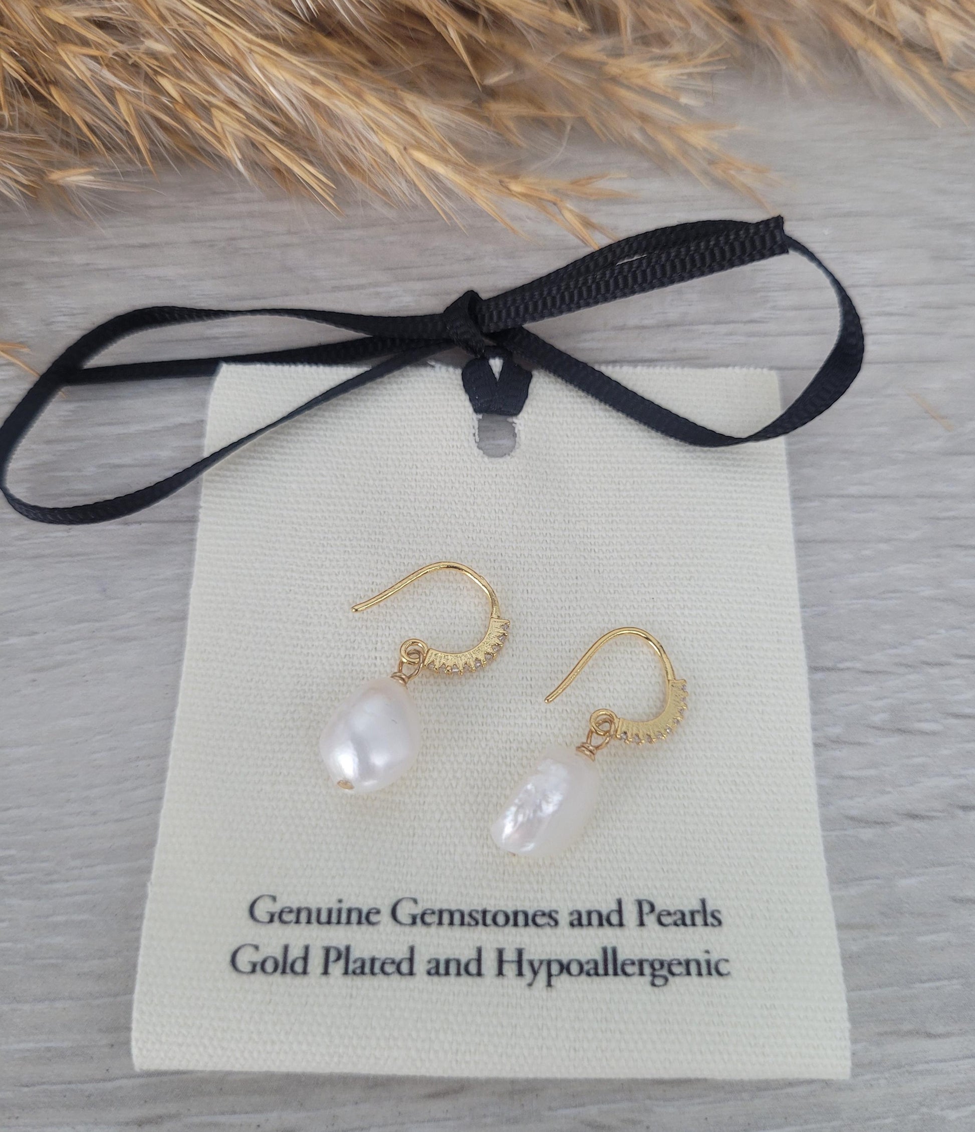 Fresh water pearl earrings / 18k gold plated / Wedding jewellery / Gift / Minimal / Pearl / Drop earrings