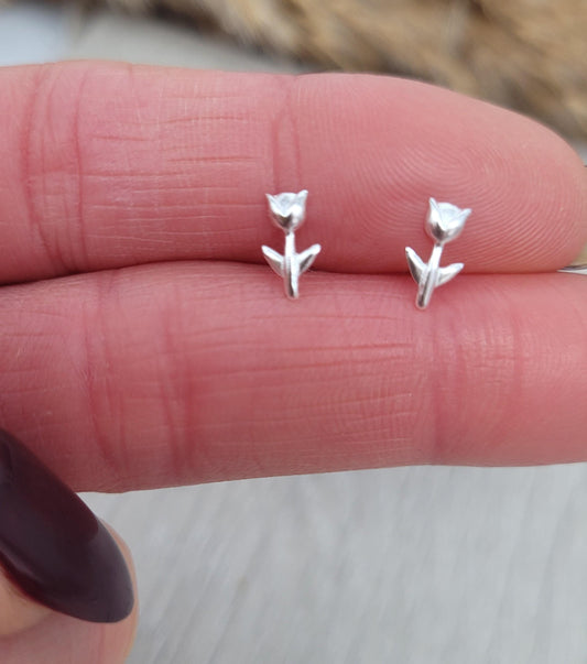 Sterling silver stud earrings / Rose studs / Minimal /Minimalist / Cute / Gift idea / Rose / Flower Floral