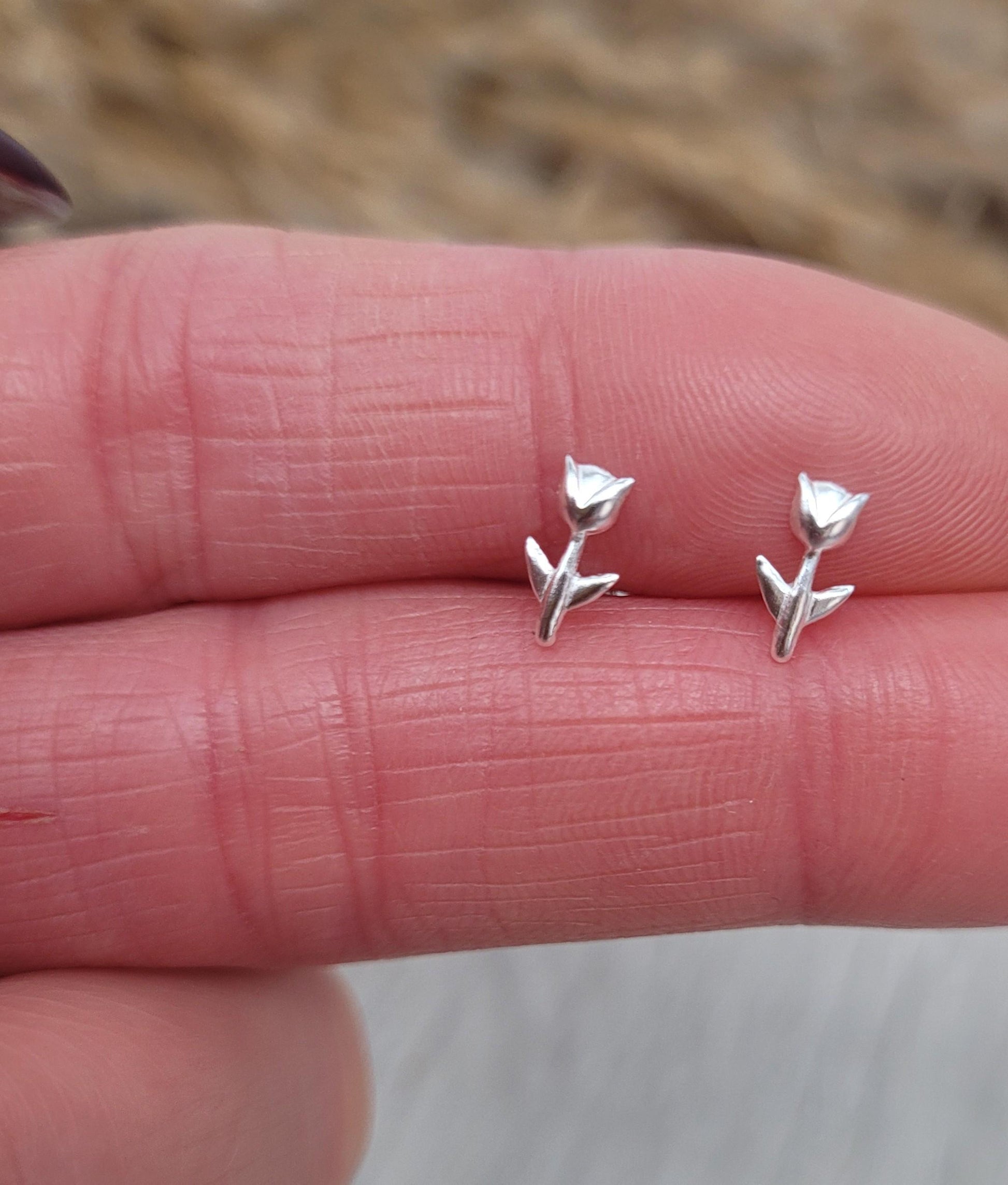 Sterling silver stud earrings / Rose studs / Minimal /Minimalist / Cute / Gift idea / Rose / Flower Floral